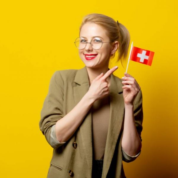 زبان های رسمی کشور سوئیس چیست؟