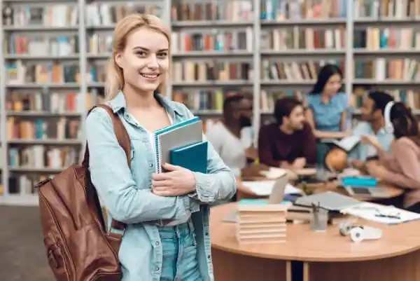 خدمات ترجمه کتاب دانشجویی